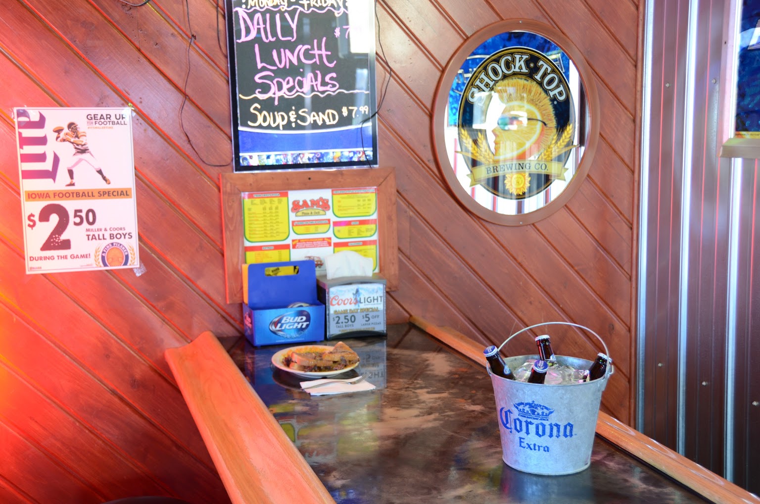 Mr. B's Bar and Sam's Pizza