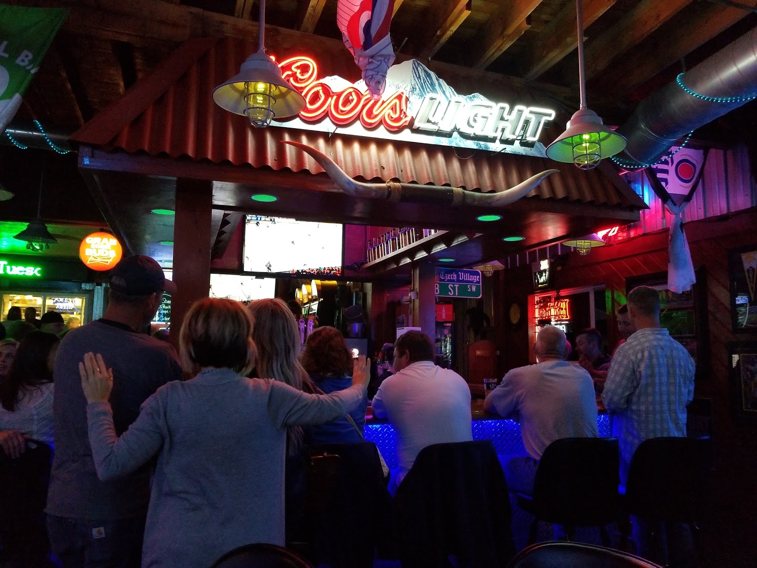 Live music night at Mr. B's